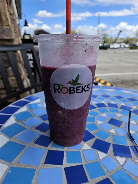 ROBEKS FRESH JUICES & SMOOTHIES, Prescott .